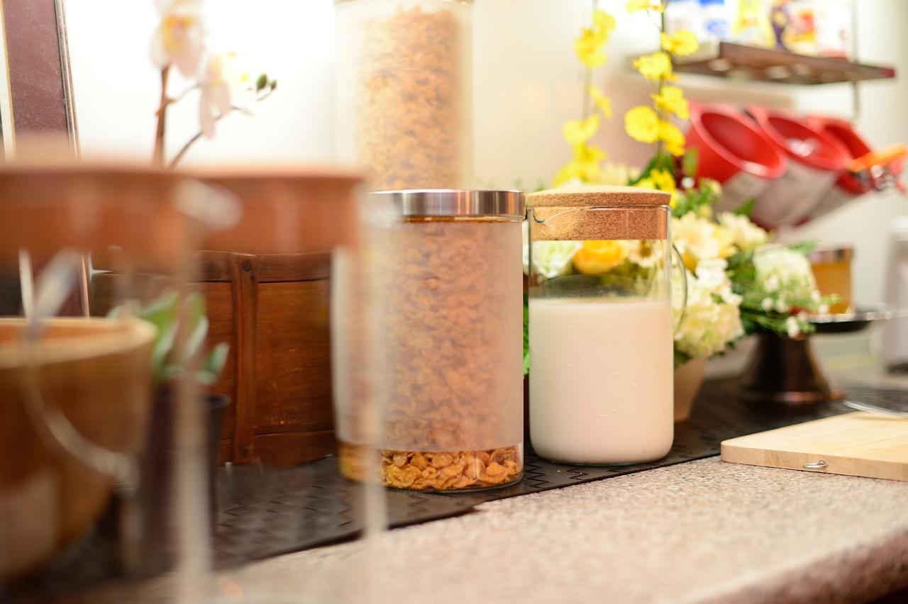 Lost And Found Bed And Breakfast Bangkok Bagian luar foto