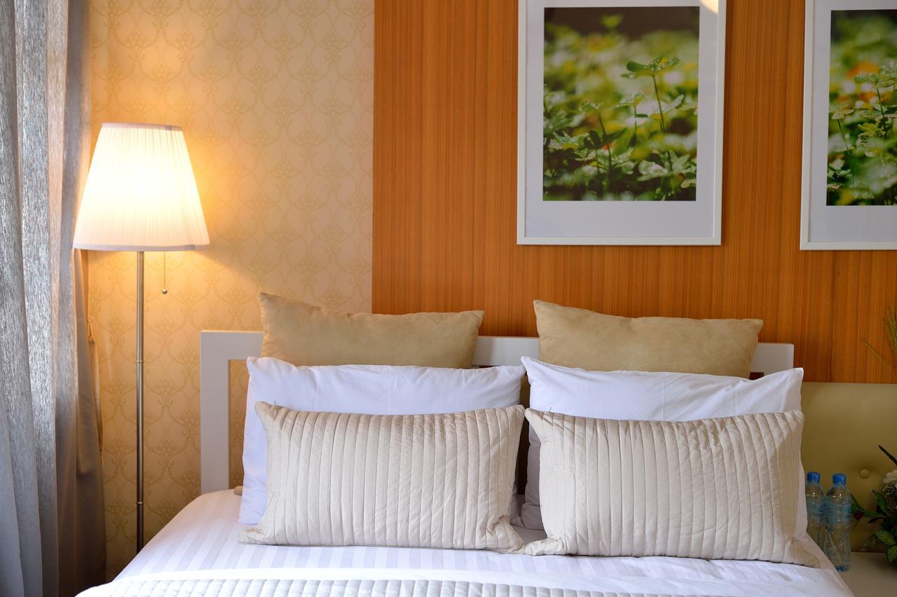 Lost And Found Bed And Breakfast Bangkok Bagian luar foto