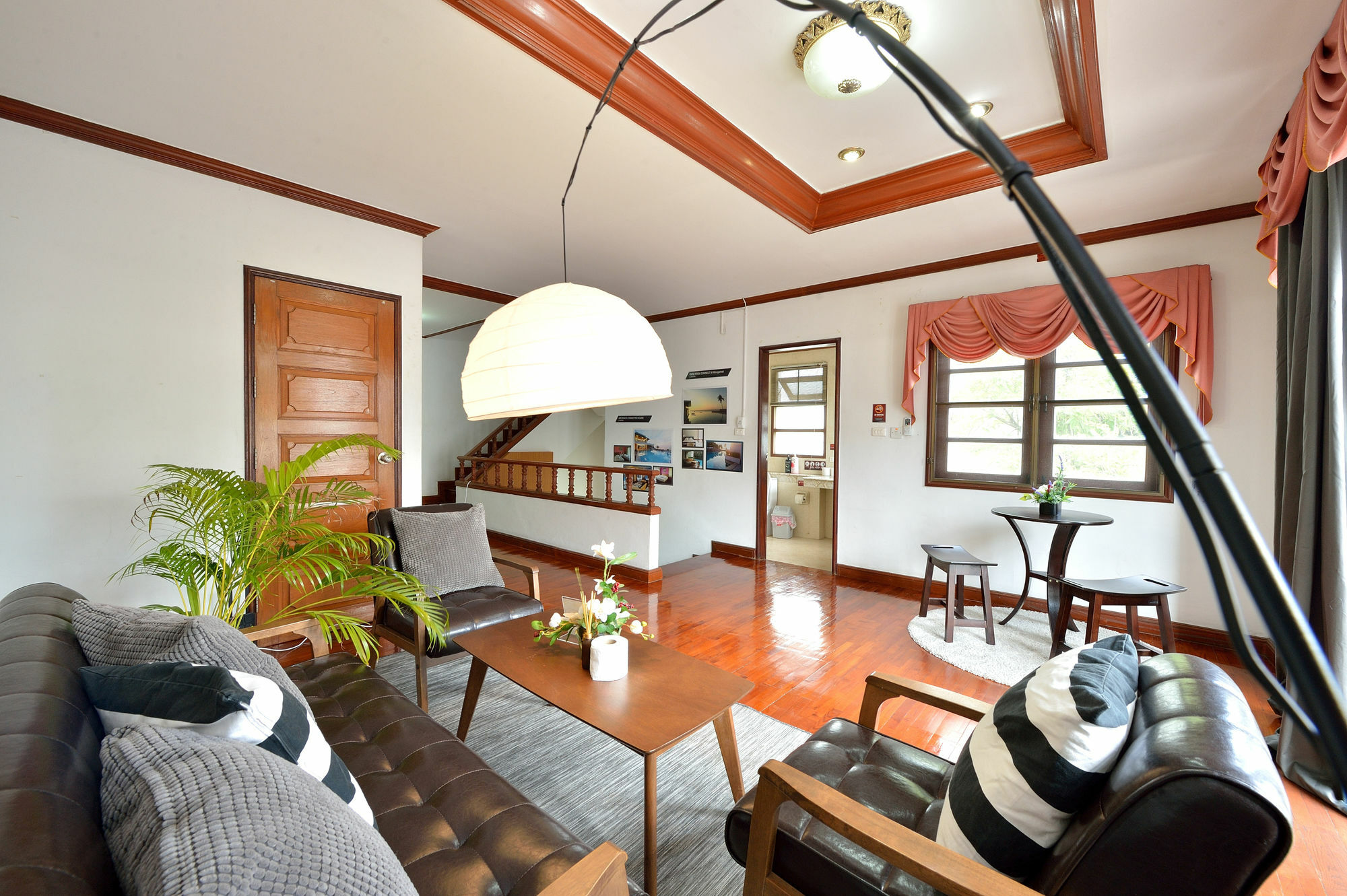 Lost And Found Bed And Breakfast Bangkok Bagian luar foto